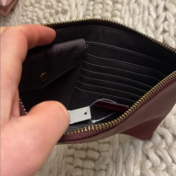 SOLD Madewell Oxblood Leather Zip Pouch • 8.5” x 5.5” - Picture 5 of 11